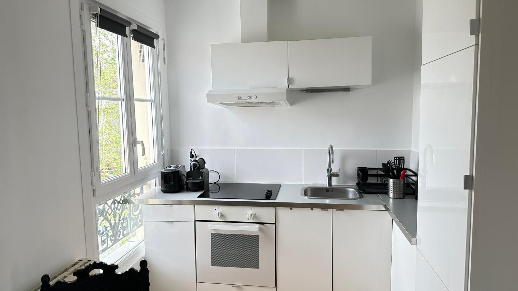 Charmant Studio Au Coeur Du 18E Apartment Paris Bagian luar foto